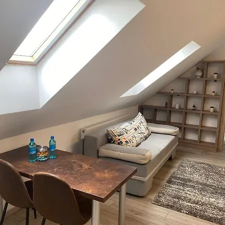 Kron House Апартаменты Брашов