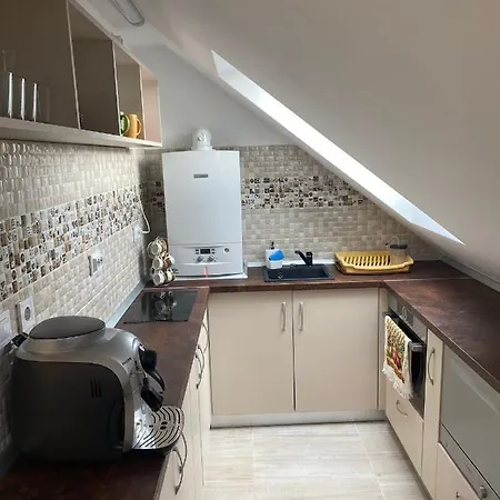 Kron House Апартаменты Брашов