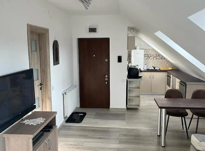 Апартаменти Kron House *